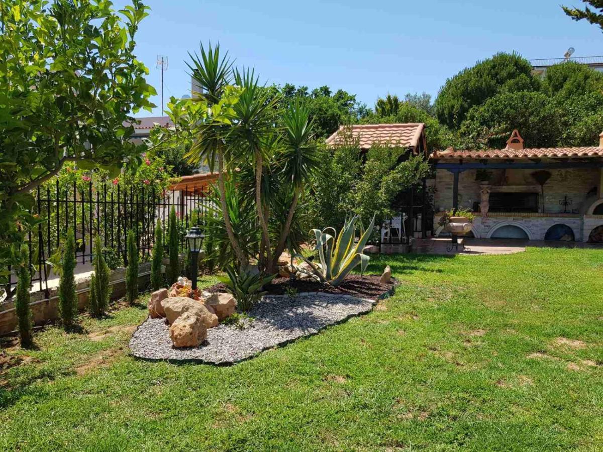 Casa Denva Villa Kalivia Thorikou Exterior foto